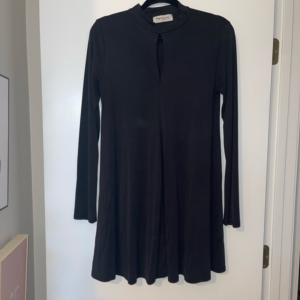 Flowy black dress
